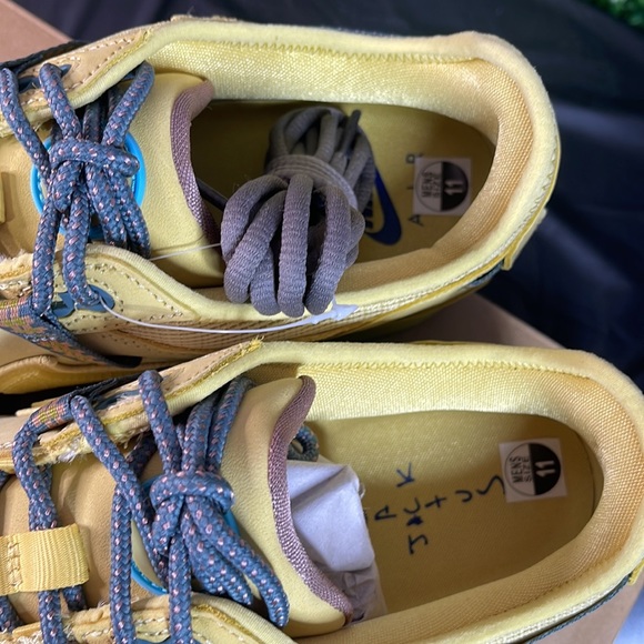 NIKE AIR MAX 1 (TRAVIS SCOTT) (SATURN) (Sz 11) - Picture 10 of 10